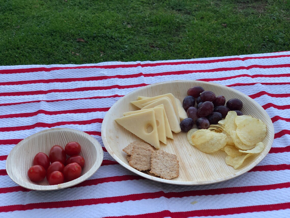 5" (12 cm) Round Compostable Palm Leaf Dessert Bowls - Eco Leaf Products