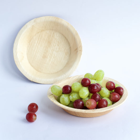 6" / 15 cm Round Palm Leaf Plates - Eco Leaf Products