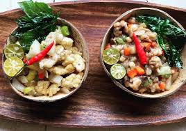 100% Natural Oval Coconut Shell Bowl - Eco Leaf Products