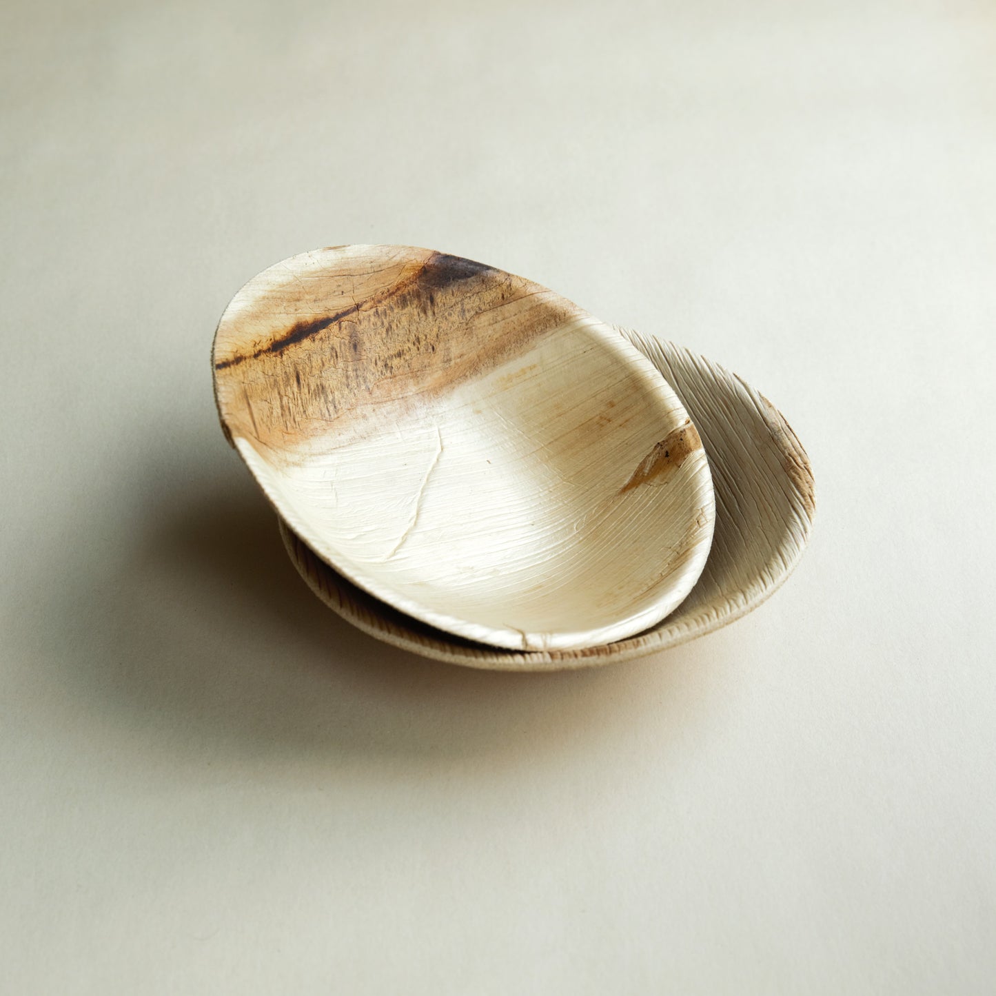 5" / 12.7 cm Round Palm Leaf Bowls - Eco Leaf Products