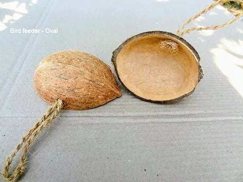 Bird Feeder Oval with jute hanging